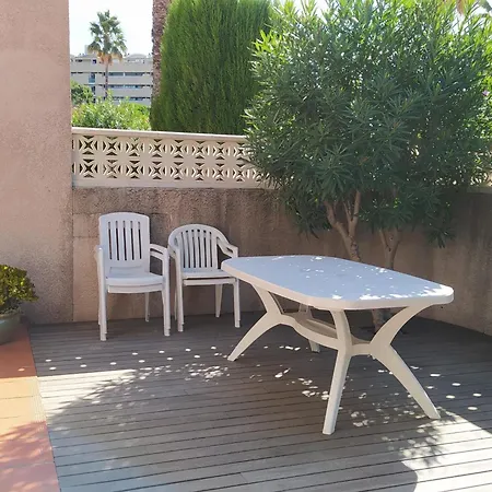 Vila Pavillon Climatise 4 Pieces Avec Piscine & Tennis, Proche Et Port A Saint-cyprien - Fr-1-776-10 Saint-Cyprien (Pyrenees-Orientales)